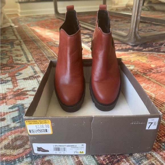 Women’s Franco Sarto Balin Bootie - Picture 5 of 6